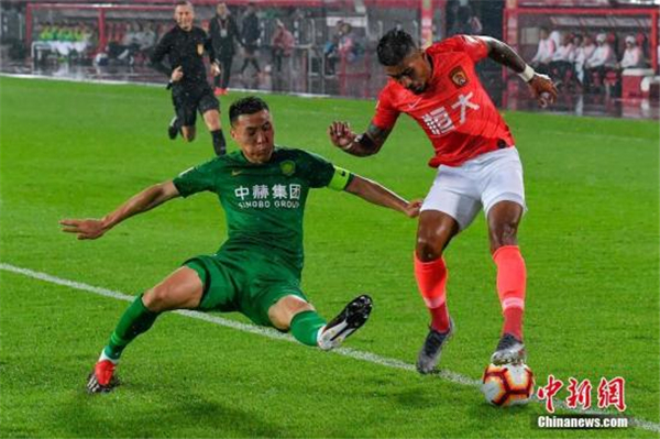 加冕半程冠軍，國(guó)安欲戴中超王冠還需承何重？