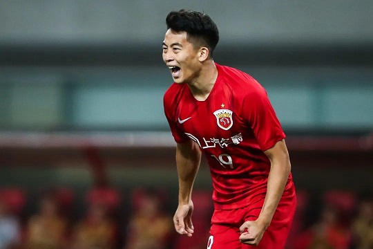 上海上港將胡靖航租借至武漢卓爾 租借期一年
