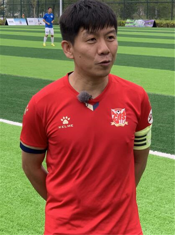 中國(guó)新聞網(wǎng)足球隊(duì)隊(duì)長(zhǎng)田博川：本打算到40歲就不再踢球 現(xiàn)在要“違約”了